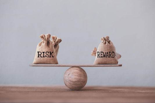 Mastering the Risk-Reward Ratio with PineConnector